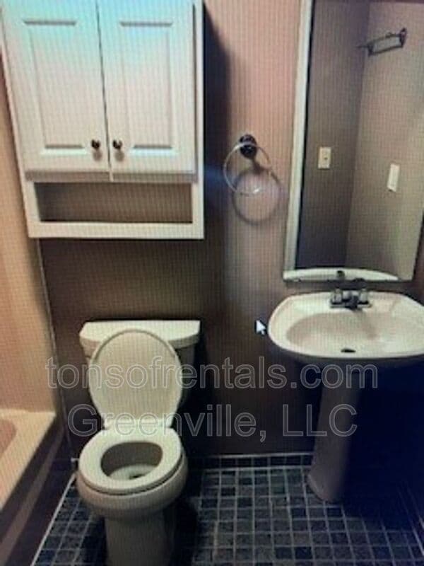 Foto del edificio - 414 Randall St