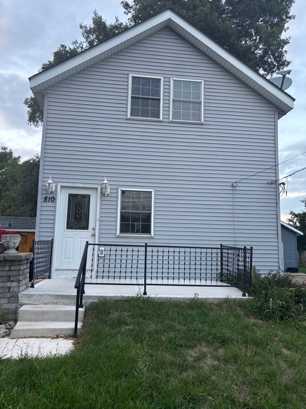 Primary Photo - 810 Stewart Ave