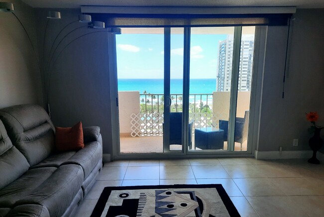 Foto del edificio - 1865 S Ocean Dr