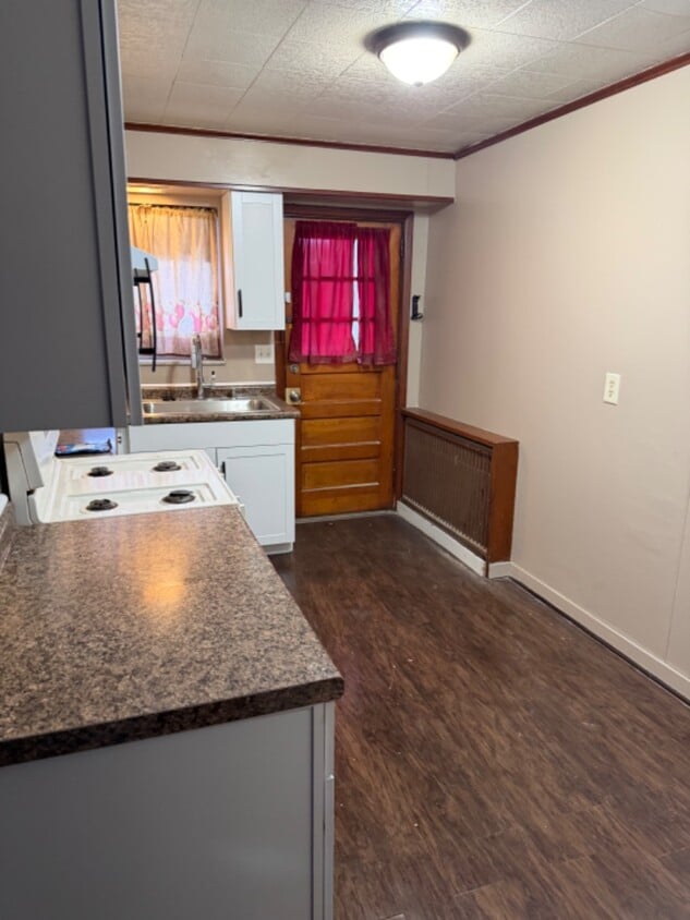 Photo - 544 Center St