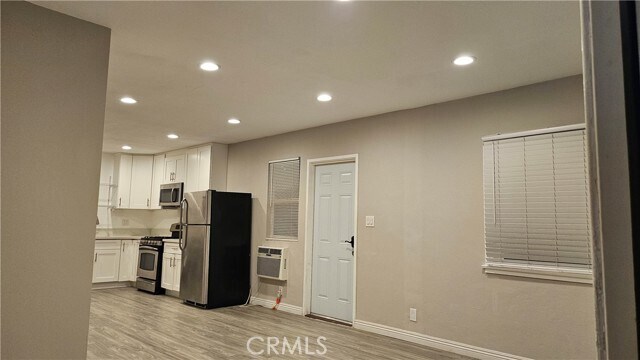 Foto del edificio - 16907 Harvard Blvd