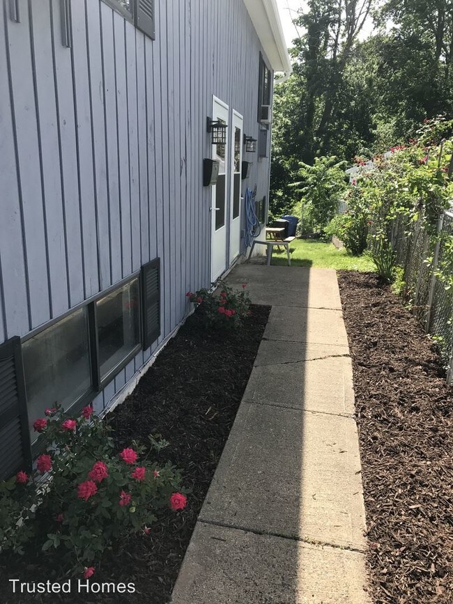 Foto del edificio - 31 Carter Ave