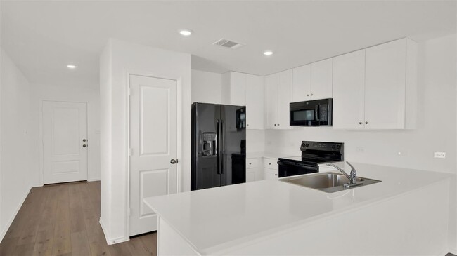 Building Photo - 401 Rancho Del Cielo Lp