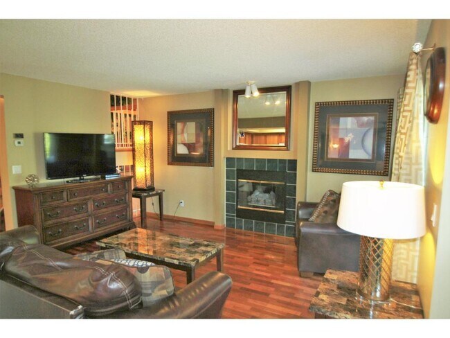 Foto del edificio - 15655 24th Ave N