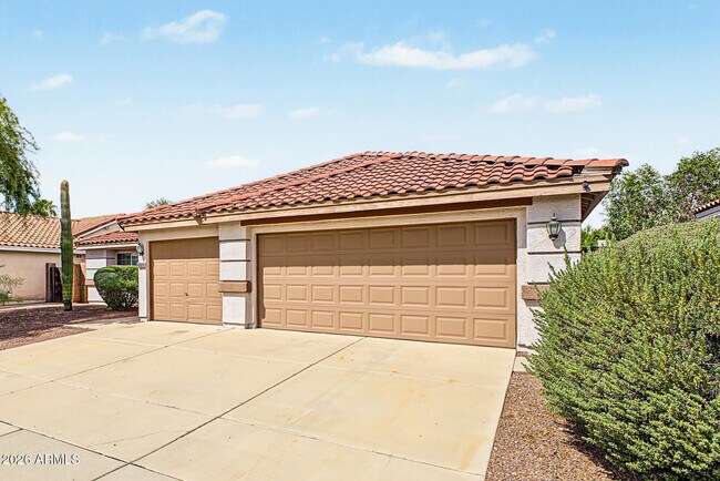 Building Photo - 4008 W Bloomfield Rd