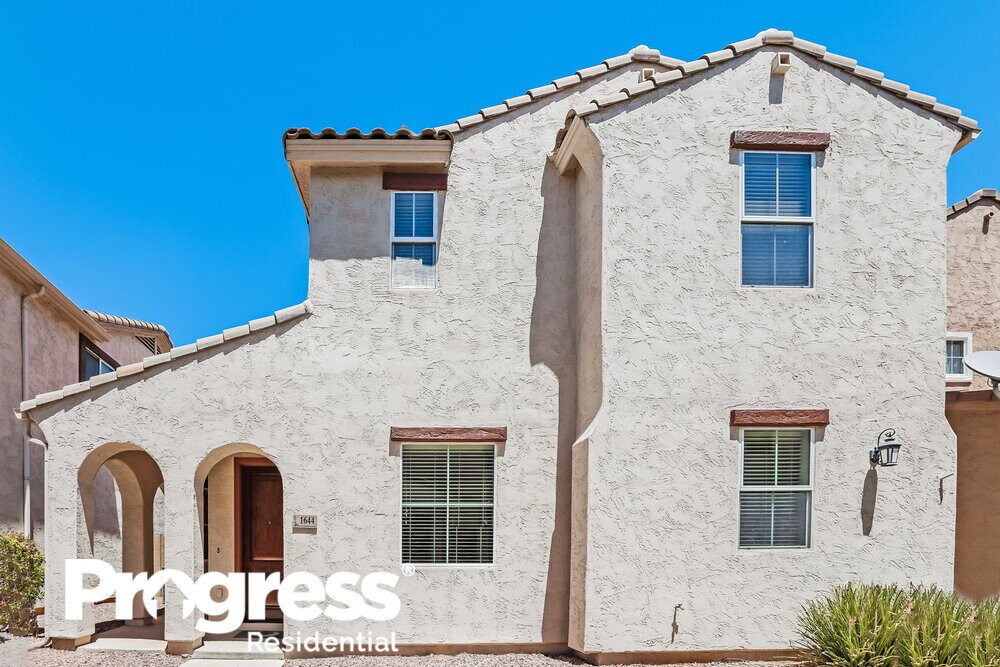1644 S Chatsworth, Mesa, AZ 85209 Townhome Rentals in Mesa AZ