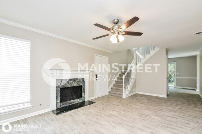 Foto del edificio - 3427 CHAPEL PARK DR, DECATUR, GA 30034