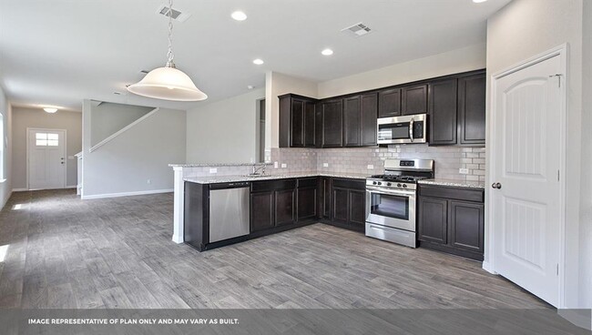 Foto del edificio - 8108 Linnie Ln