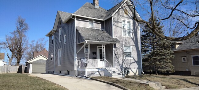 Foto del edificio - 488 Columbia Ave
