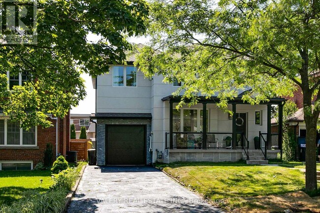 Photo du bâtiment - 30 Morgan Ave