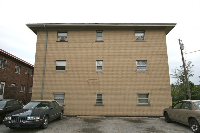 Building Photo - Harrison Apartments