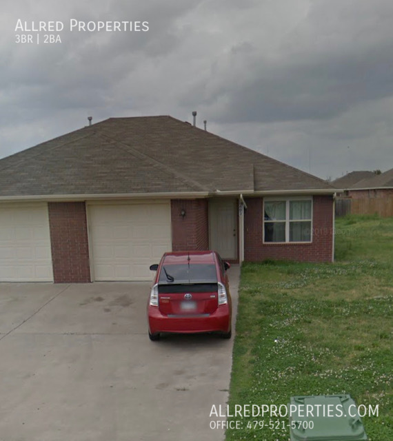 Foto principal - Duplex in Beautiful Rogers AR