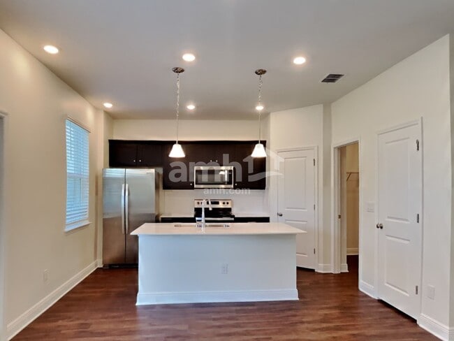 Building Photo - 27305 St Andrews Avenue