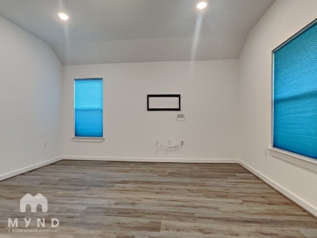Building Photo - 15307 Grenadine Bloom Cv