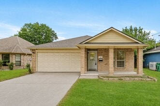 Building Photo - 3521 Lydia St