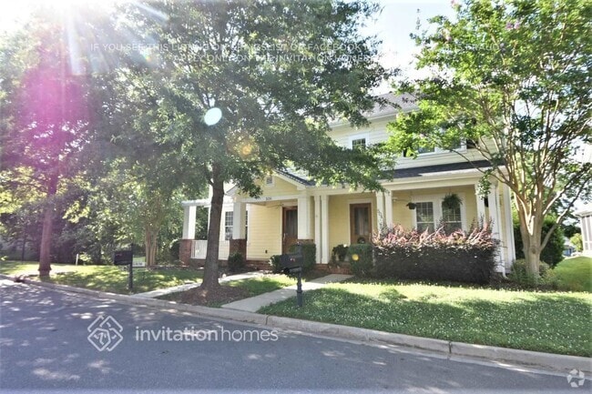 Building Photo - 506 Camellia St