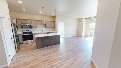 Interior Photo - 10Bedrock Apartments