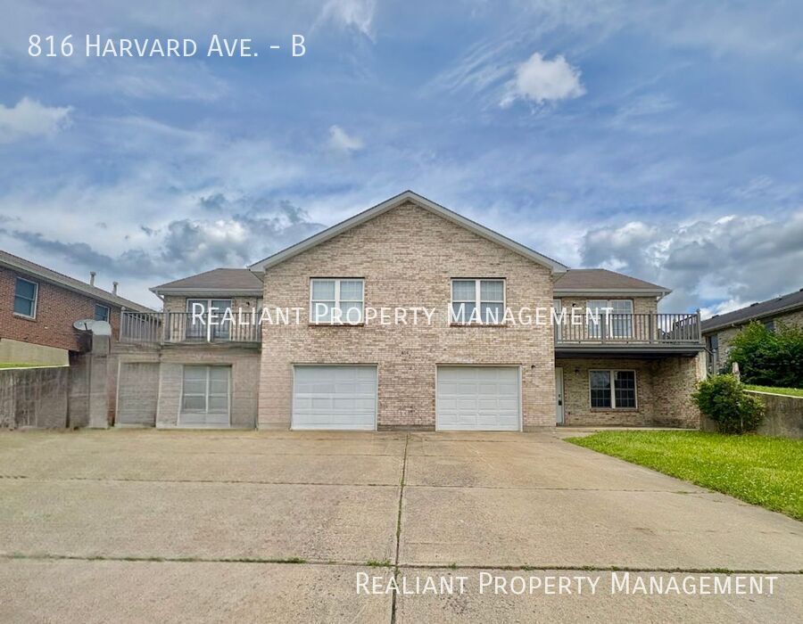 Foto principal - 816 Harvard Dr