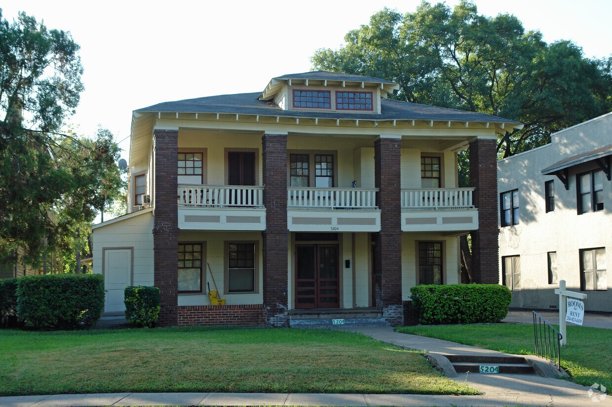 Foto del edificio - 5204 Reiger Ave