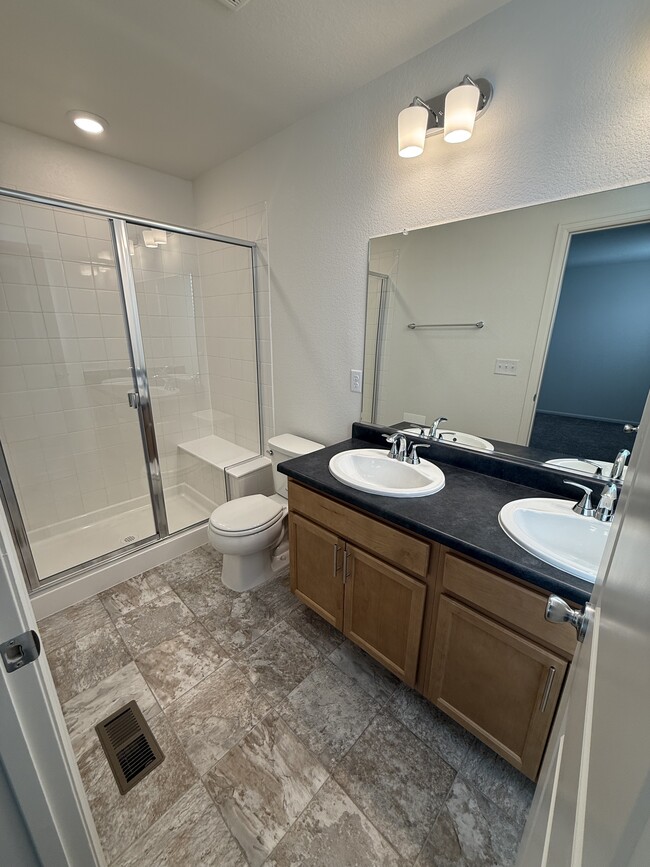 Master Bath - 13518 E 111th Ave