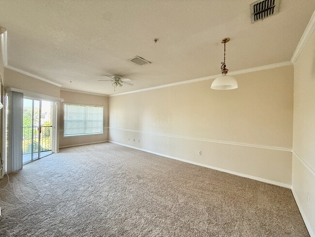 Building Photo - 3567 Conroy Rd