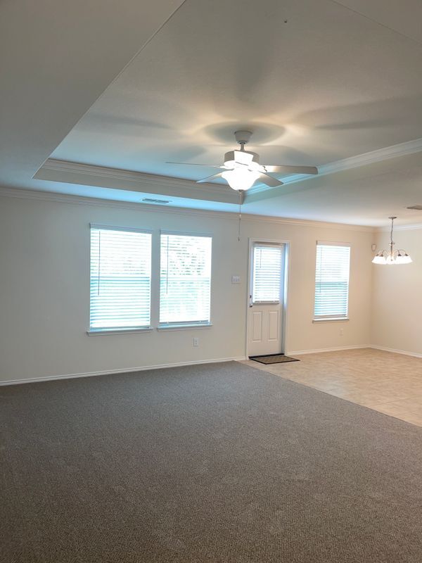 Building Photo - 138 Waxberry Dr