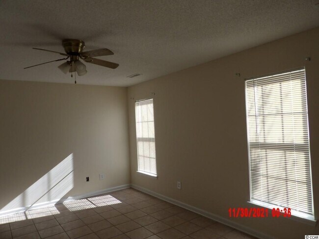 Building Photo - 4349 Spa Dr