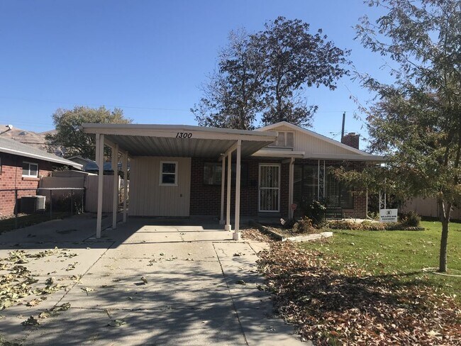 Building Photo - Cute and cozy 3 bedroom home for rent
