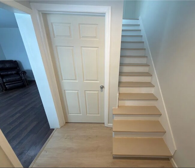 Foto del edificio - 9 W 9th St