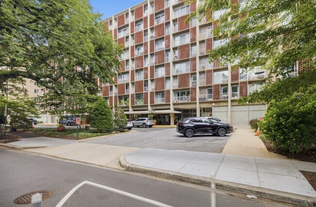 Building Photo - 800 4th St SW