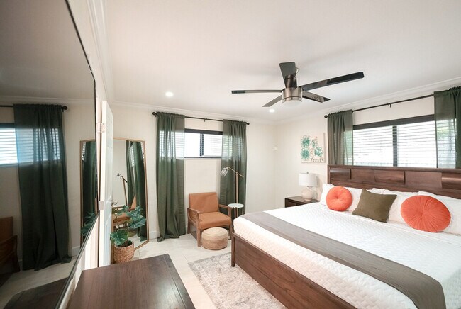 Foto del edificio - 1015 NE 89th St