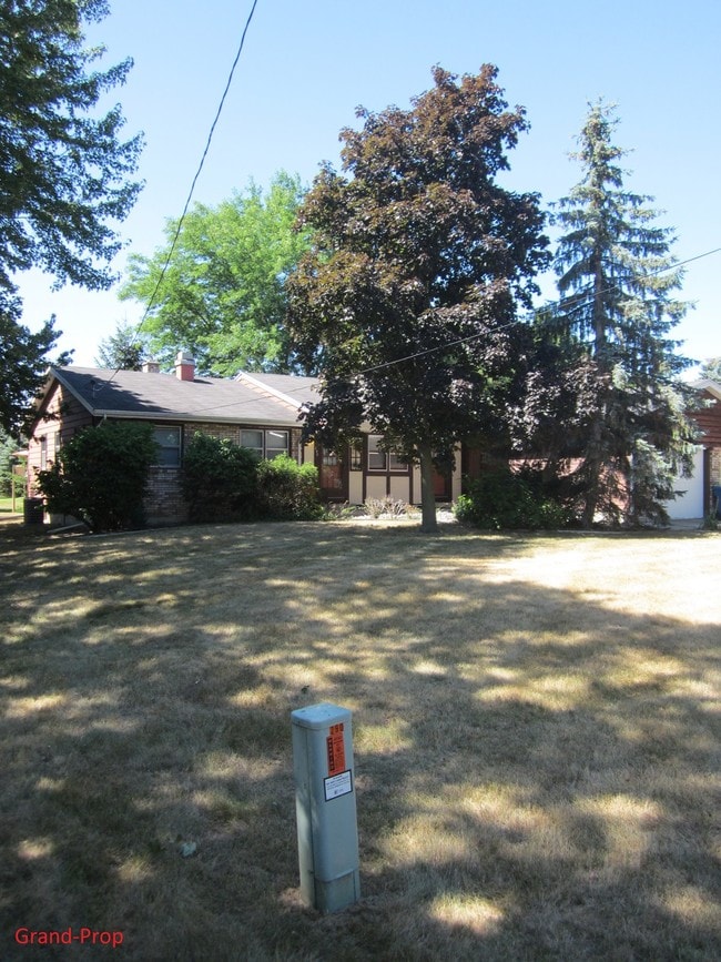 Building Photo - 292 68th Street Southwest