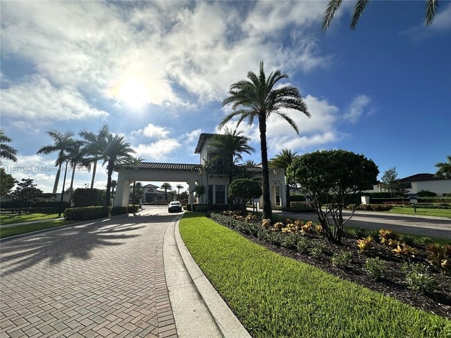 Foto del edificio - 9374 W 32nd Ln