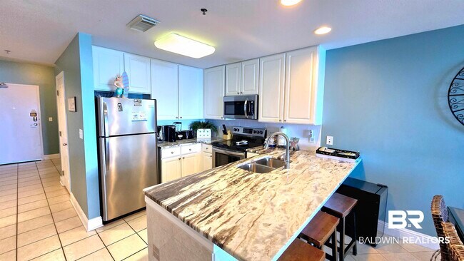 Foto del edificio - 455 E Beach Blvd