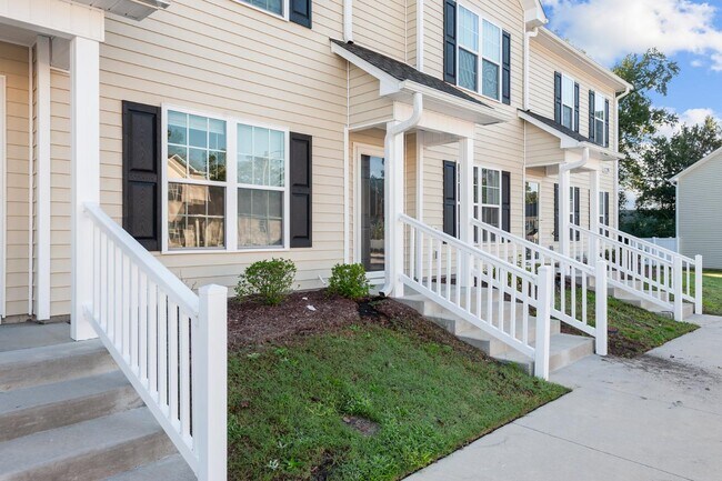 Foto del edificio - 1233 Cross Creek Cir