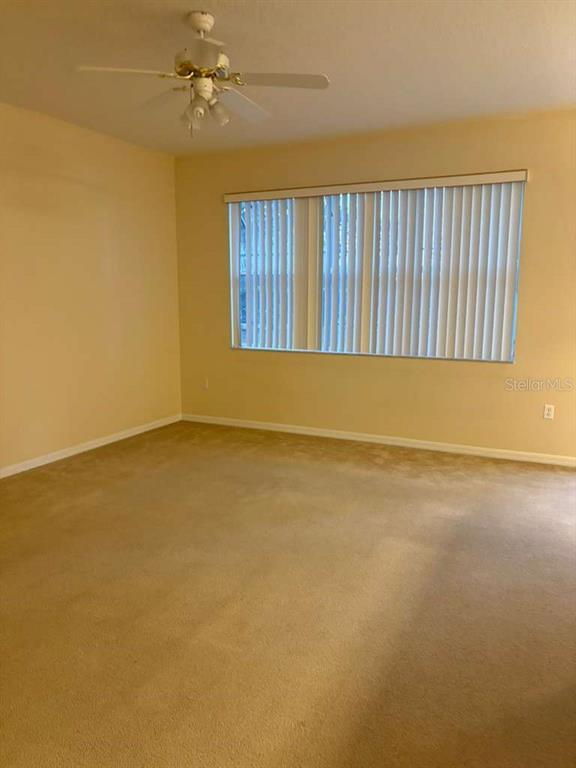 Foto del edificio - 319 Sand Ridge Dr