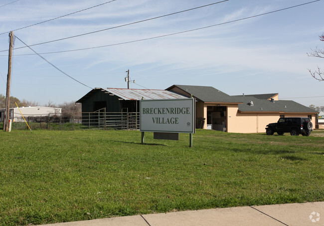 Building Photo - Breckenridge Village