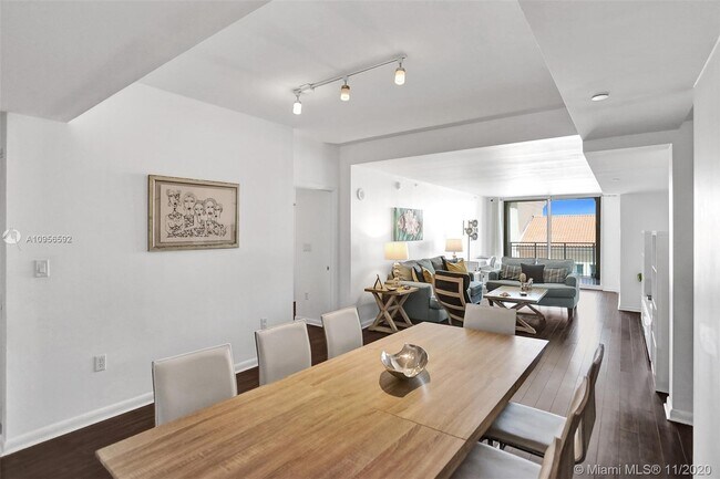 Foto del edificio - 7350 SW 89th St