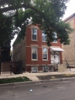 Primary Photo - 1810 N Wood St