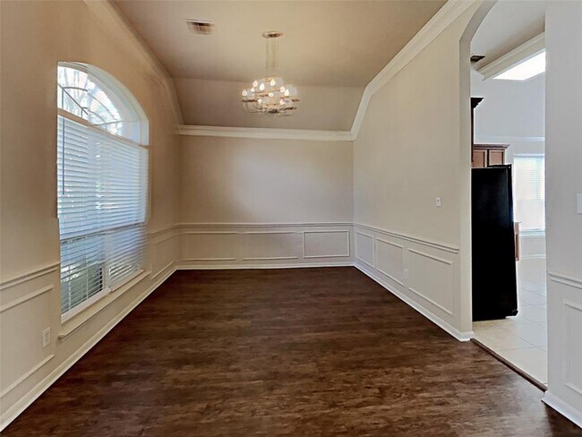Foto del edificio - 1940 Haven Springs Ln
