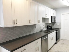 Building Photo - 1235 NE 3rd Ave