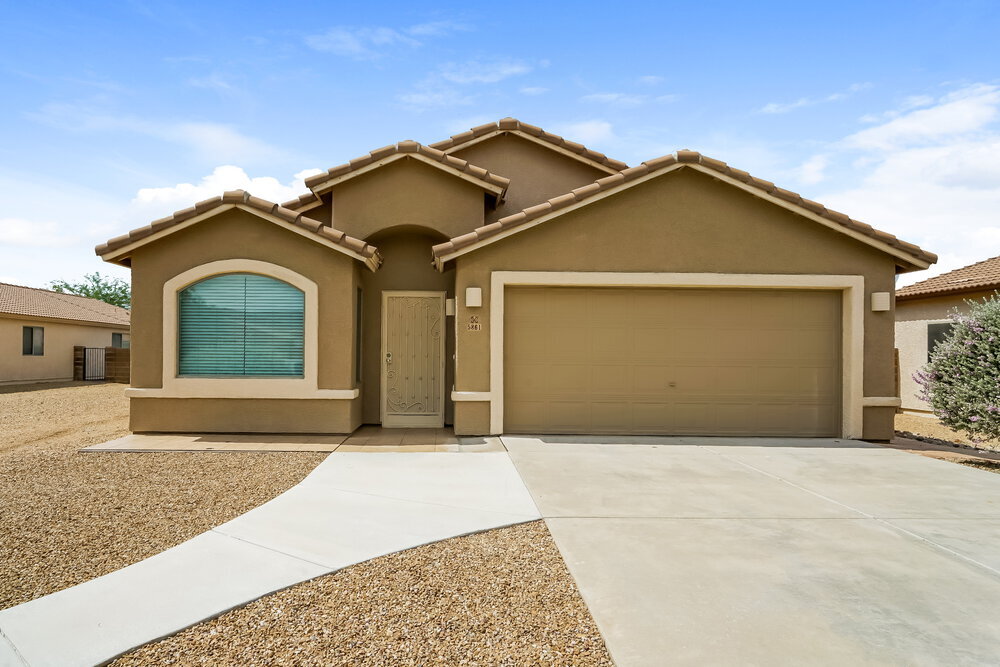 Foto principal - 5861 W Agave Bloom Ln