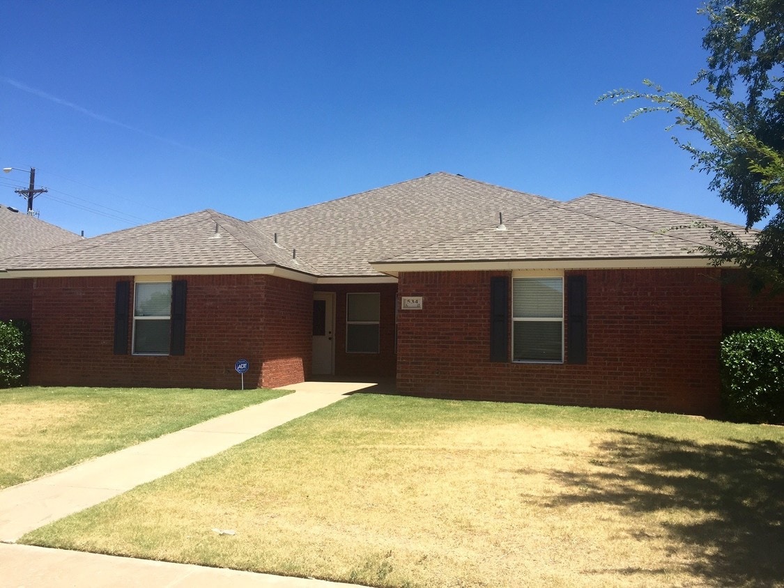515 N Brentwood Ave, Lubbock, TX 79416 Townhome Rentals in Lubbock TX