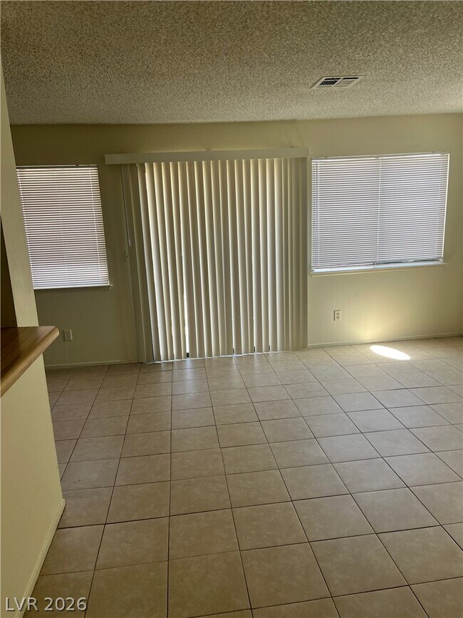 Building Photo - 3708 Scuba Cir