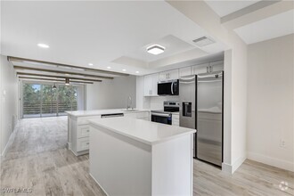 Building Photo - 15171 Cedarwood Ln