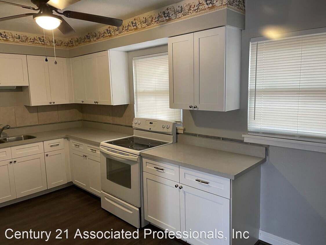 Foto del edificio - 3 br, 1.5 bath House - 2401 Monte vista