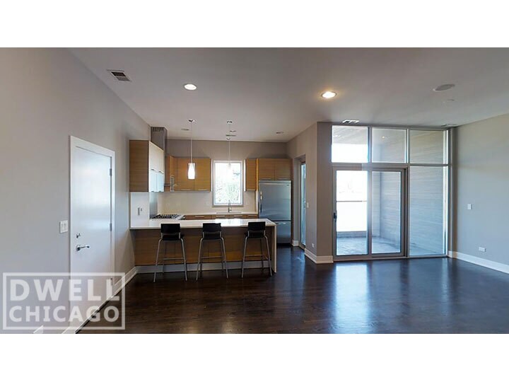 Foto principal - 815 N Ashland Ave