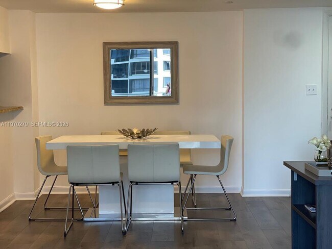 Foto del edificio - 770 Claughton Island Dr