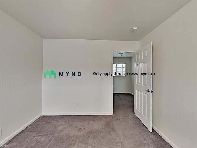 Foto del edificio - 1 br, 1 bath  - 729 Cherry St Apt 9 9