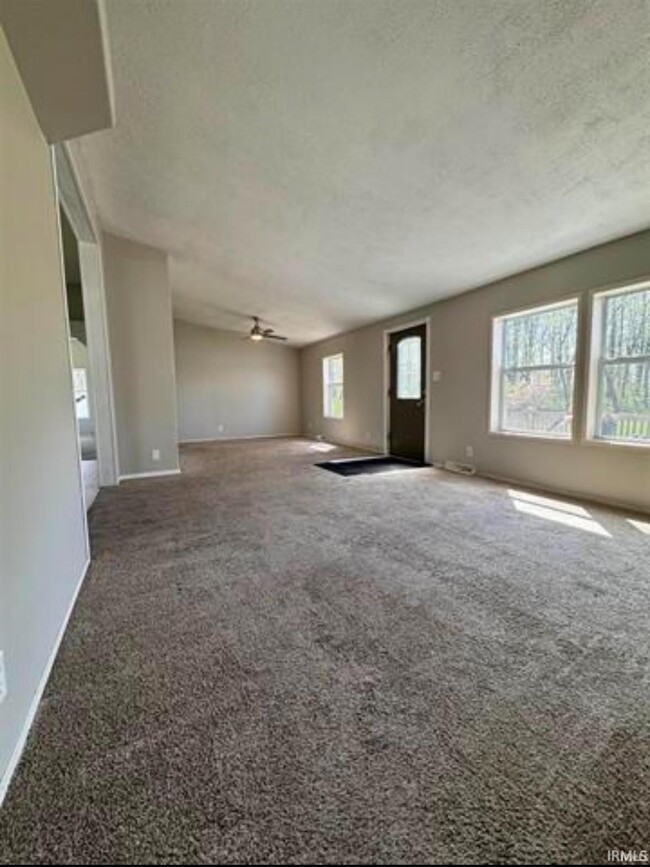 Foto del edificio - 3751 Auburn Dr